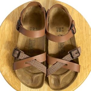 Birkenstock Birki’s Brown Sandals Size 7